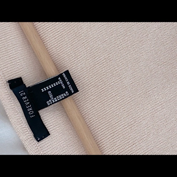 Forever 21 body, never worn! - Picture 3 of 3